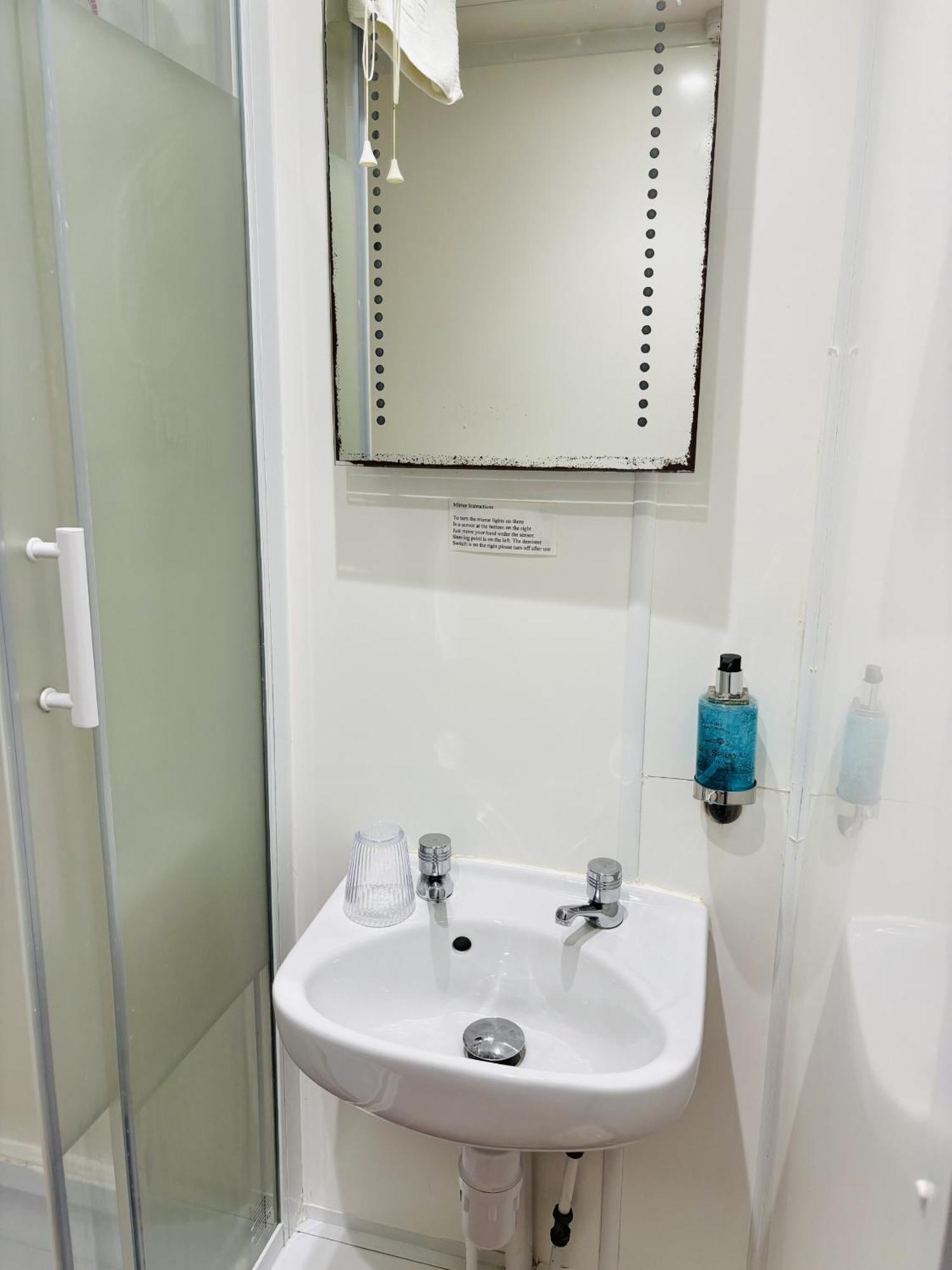 Single Room with Shower